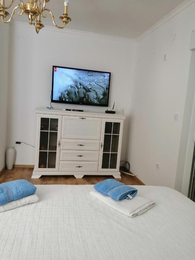 Sveti Stefan- Apartment Dora Buitenkant foto