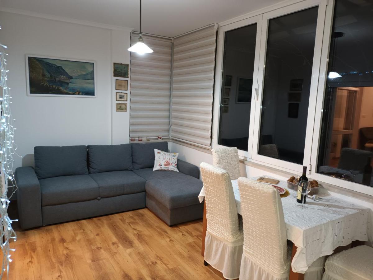 Sveti Stefan- Apartment Dora Buitenkant foto