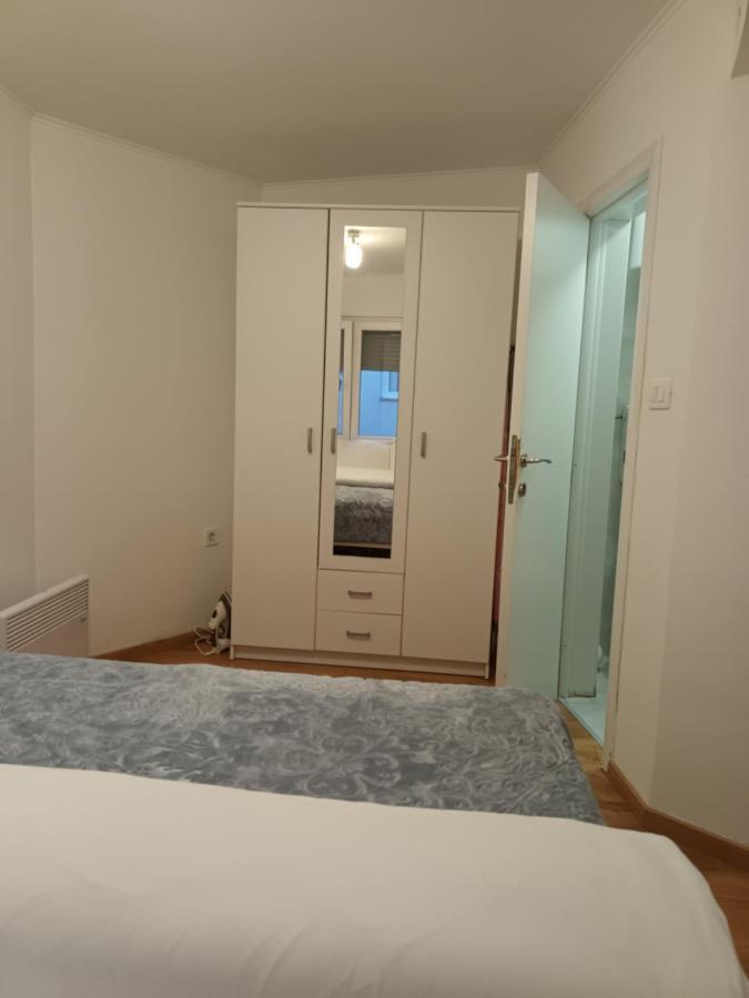 Sveti Stefan- Apartment Dora Buitenkant foto